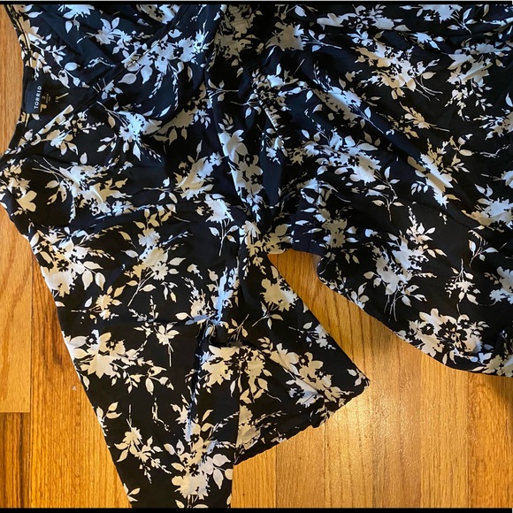 Torrid blouse - Picture 2 of 3